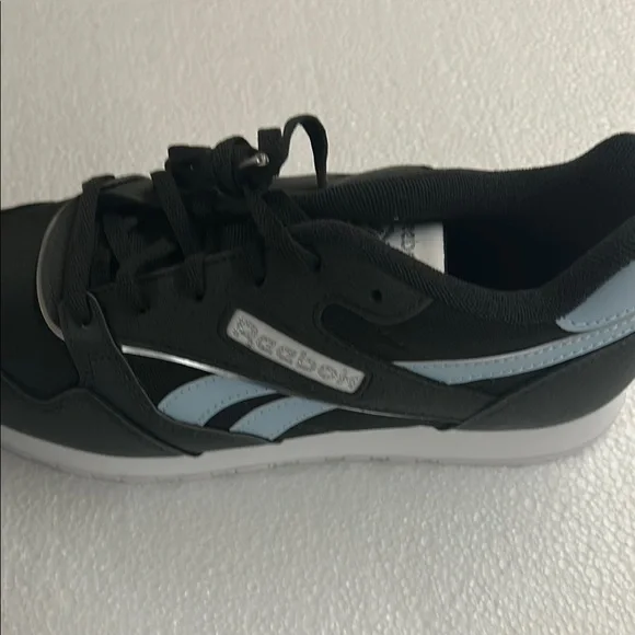 Reebok Black and Light Blue Sneakers - Picture 10 of 10